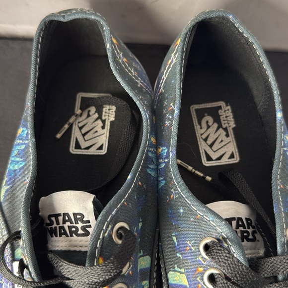 Exclusive VANS Star Wars A New Hope Darth Vader Sneakers Men's Size 9 Women 10.5 - Picture 7 of 15
